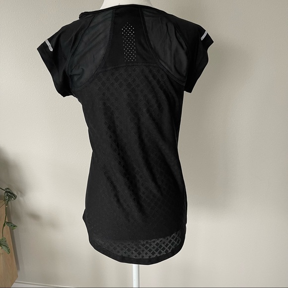 Champion Black Short Sleeve Workout Top - Picture 5 of 9